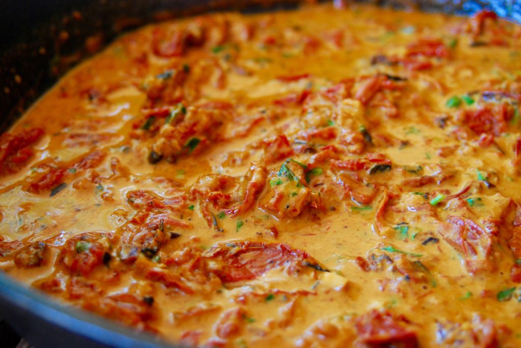 Skillet Sun-Dried Tomato Pasta with Chicken