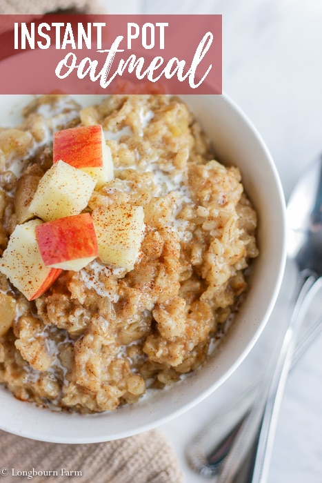 Apple cinnamon Instant Pot Oatmeal is a delicious breakfast that cooks in just 3 minutes! An easily customizable base oatmeal recipe that is easy to make and keep warm before the kids wake up for a good breakfast on a busy morning! #breakfast #instantpot #oatmeal #instantpotoatmeal #instantpotbreakfast #oatmealbreakfast #applecinamon #applecinnamonoatmeal #appleoatmeal #homemadeoatmeal #homecookedbreakfast #homecooking #fromscratch