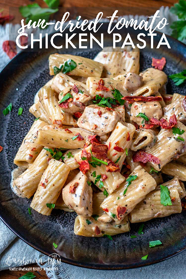 Sun-dried tomato chicken pasta is not only creamy, flavorful and delicious - it's super quick and easy! Make it in an Instant Pot or on the stovetop. #pasta #sundriedtomato #sundriedtomatorecipe #sundriedtomatopasta #sundriedtomatochicken #sundriedtomatopastacreamy #sundriedtomatopastaeasy