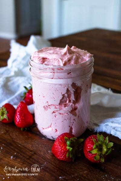 How To Make Strawberry Buttercream Frosting