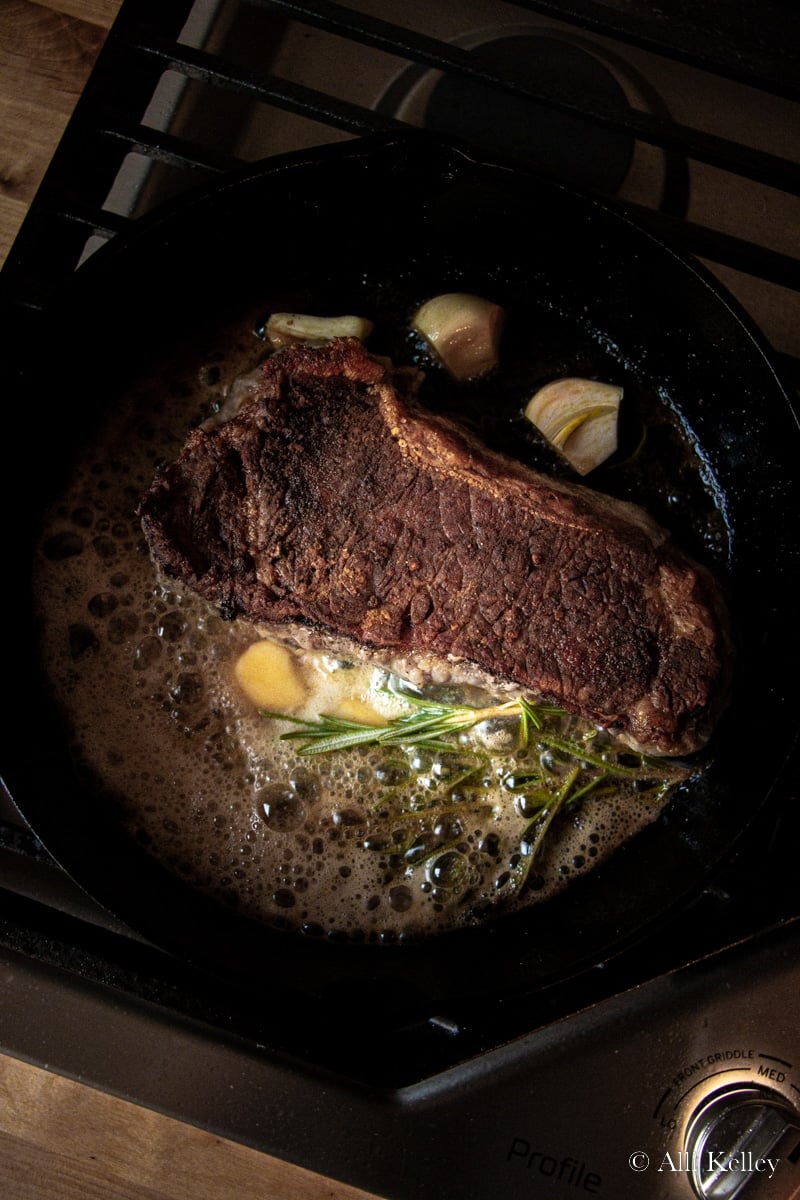 https://longbournfarm.com/wp-content/uploads/2022/10/how-to-cook-steak-in-a-pan-4.jpg