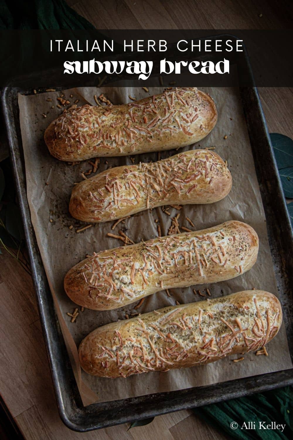 With its flavorful combination of herbs and cheese, my Italian Subway bread recipe is the perfect base for any sandwich! With this recipe, you can have the same deliciousness of Subway-style sandwiches without ever having to leave the house. With its soft texture and irresistible aroma, my Subway Italian herb and cheese bread will make your lunchtime a real treat!
